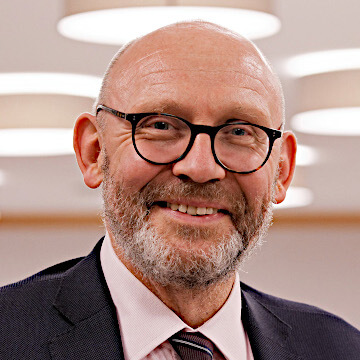 Dr. Dirk Lammer